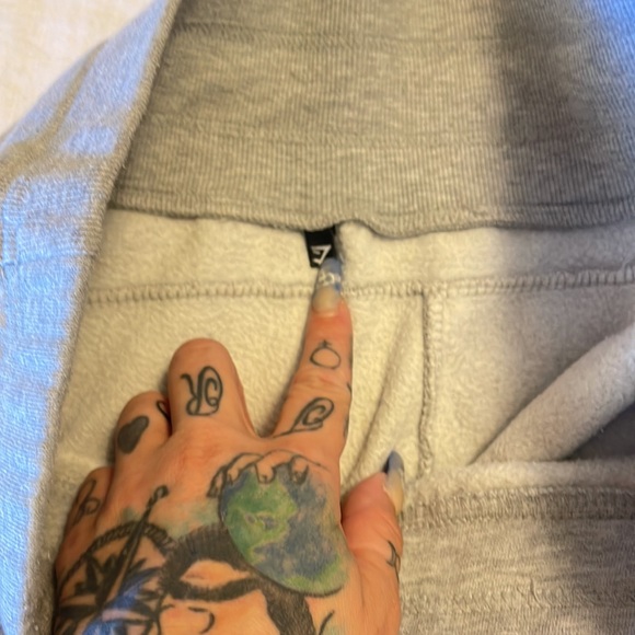 Extremely rare Gymshark oversized jogger set with super crop . - Picture 4 of 6